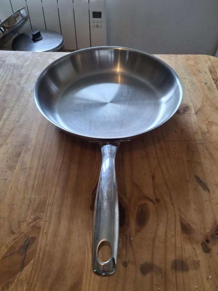 Poêle en inox 18/10 Fissler 28cm en très bon état - photo numéro 5