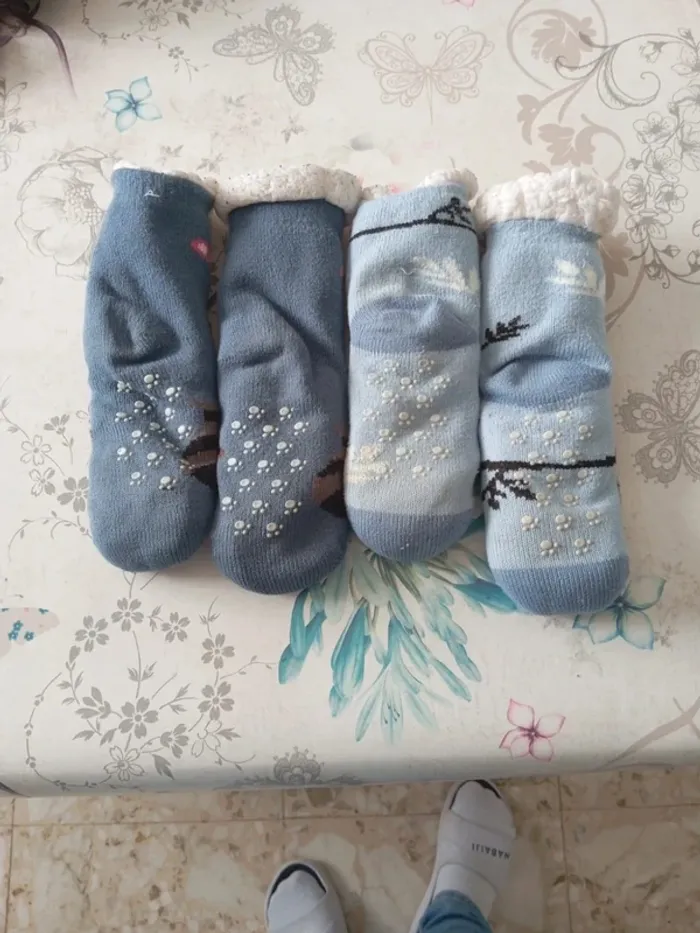 Paire de chaussettes chaudes doublé anti dérapant - photo numéro 2