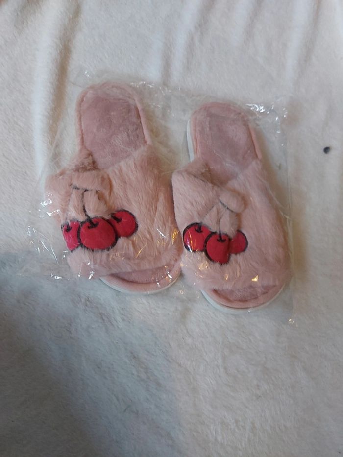 Pantoufle femme neuve