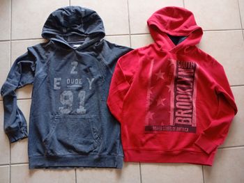 Lot 2 sweats - Taille 14 ans