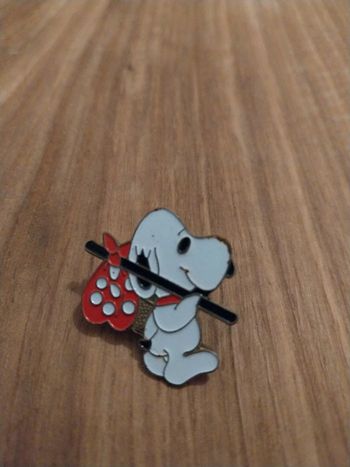 Pin's Dessin Animé Snoopy