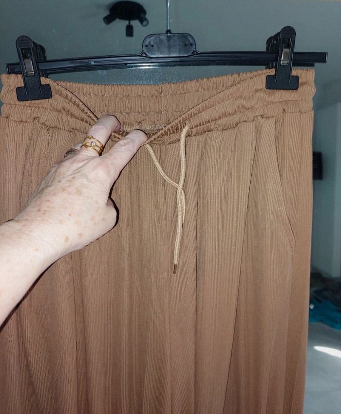 Pantalon large fluide - photo numéro 4