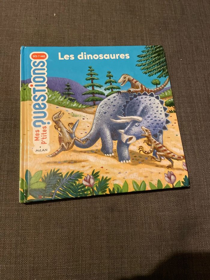 Livre Mes p’tites questions les dinosaures