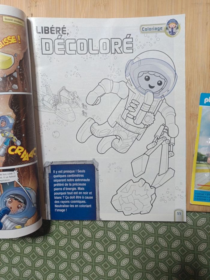 Magazine playmobil avec 2 personnages neuf - photo numéro 9