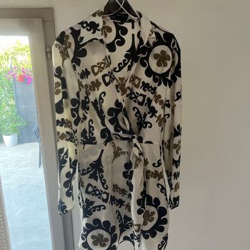 Robe mi-longue manches longues