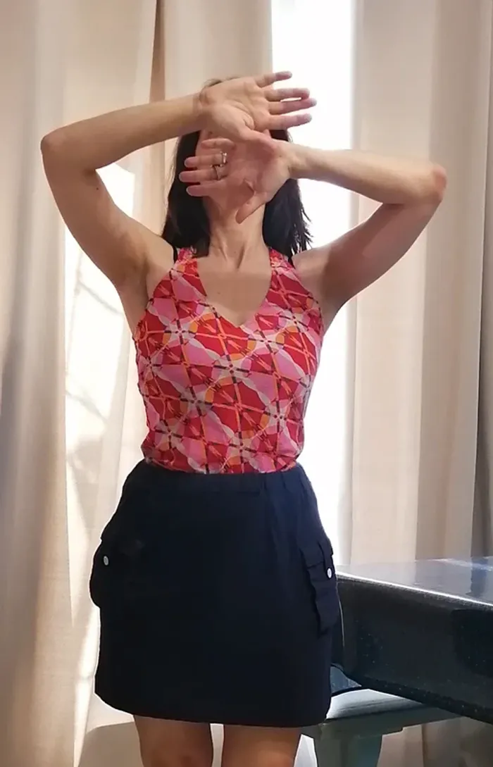 Top Kaliyog taille 36 neuf - photo numéro 3