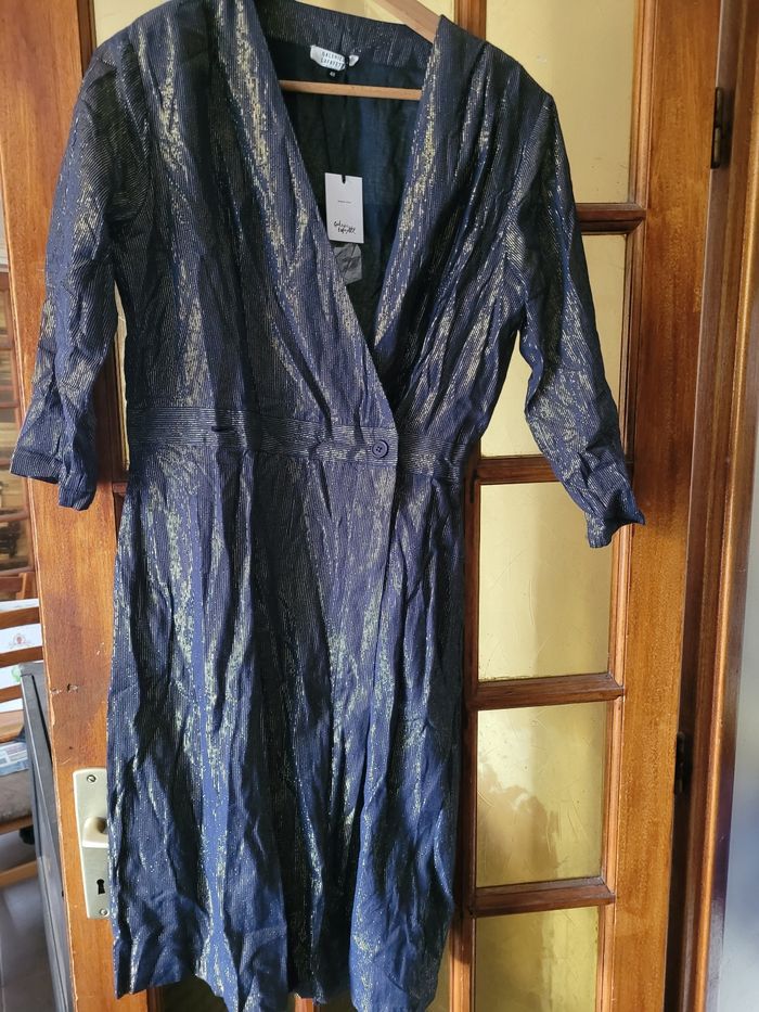 Robe Galeries Lafayette taille 40