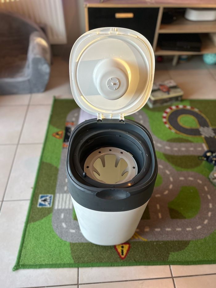Poubelle à couche et disques de recharges avec sac - photo numéro 2