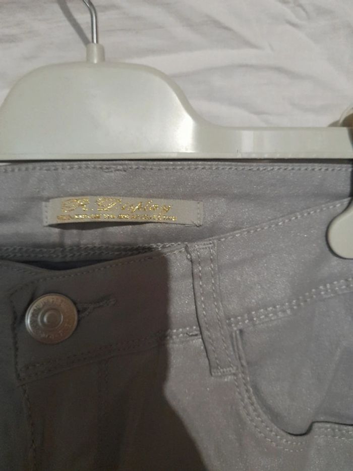 Pantalon skinny gris brillant - photo numéro 3