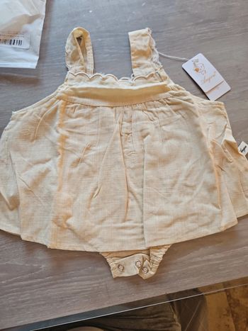 Robe bébé fille beige neuve T 12 mois Angou