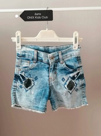 Short en jeans brodé et strass 6ans