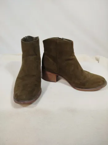 Bottines vertes kaki à talon In Extenso