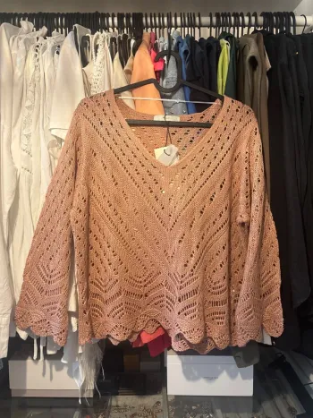 Pull rose crochet