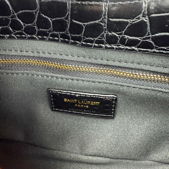 Yves Saint Laurent hobo 657228 - photo numéro 9
