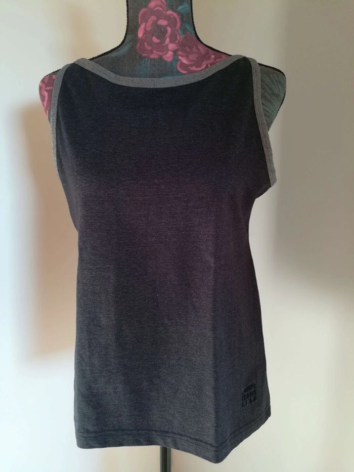 Top débardeur taille L