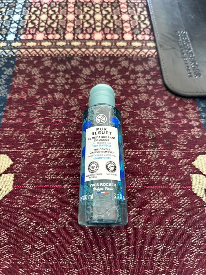 Démaquillant douceur pour les yeux Pur Bleuet