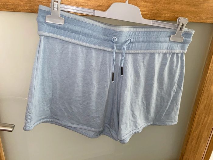 Short souple et doux taille L kiabi