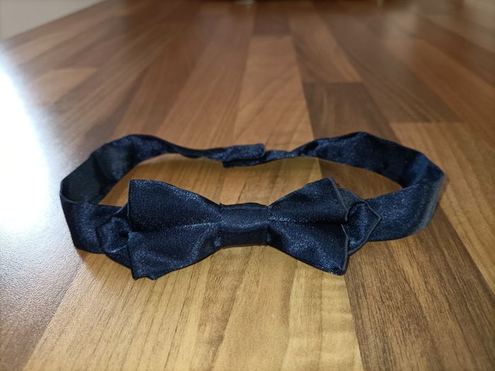 Noeud papillon type satin bleu marine - photo numéro 2