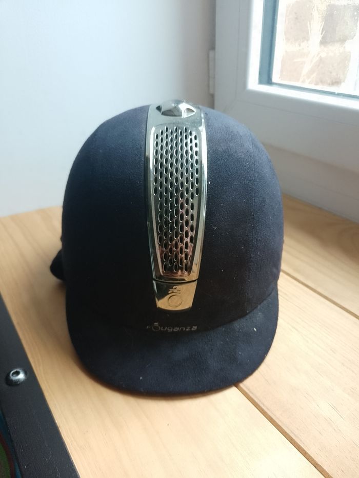 Bombe équitation fouganza c700