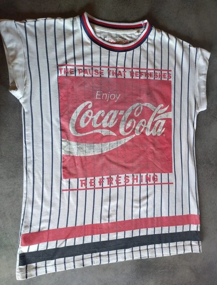 T-Shirt coca cola 12 ans - photo numéro 4