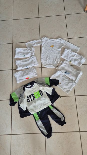 Lot de vêtements 9 mois