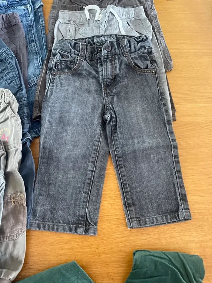 Lot 12 pantalons 18 mois - photo numéro 4