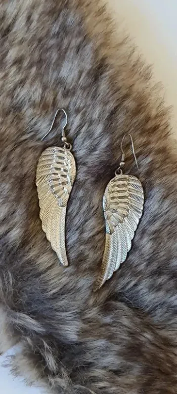 Paire de boucle d'oreille fantaisie "aile plume"