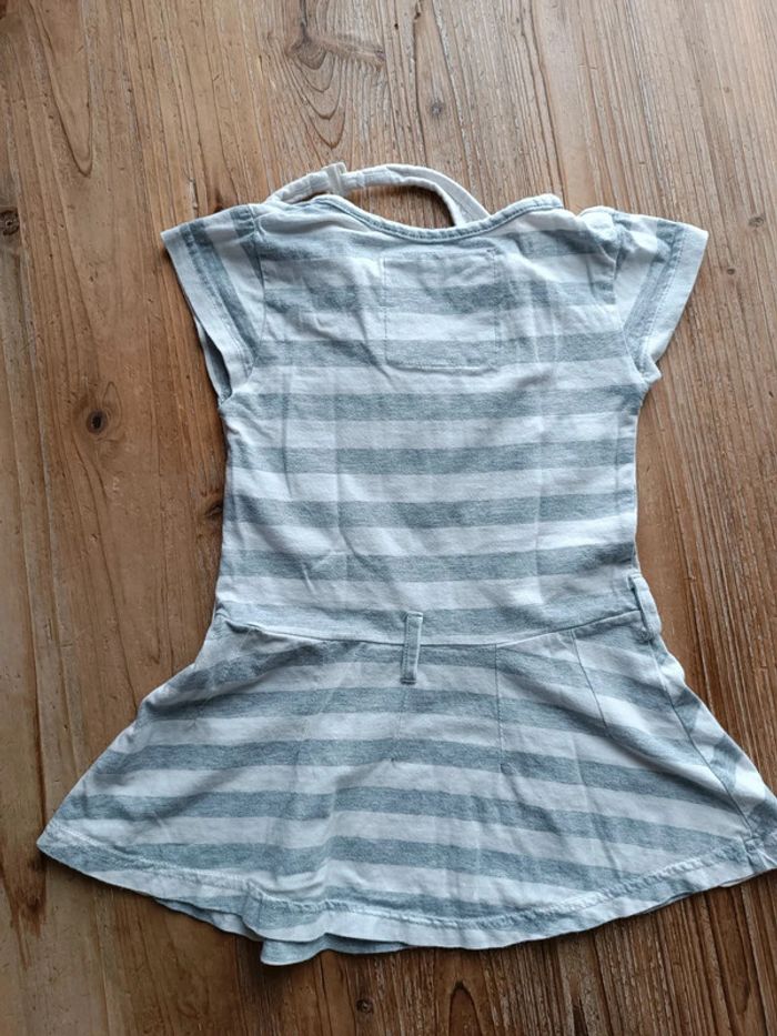 Robe 4 ans - photo numéro 2