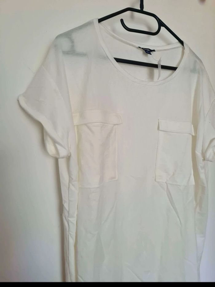 Tshirt taille 46 48 - photo numéro 2
