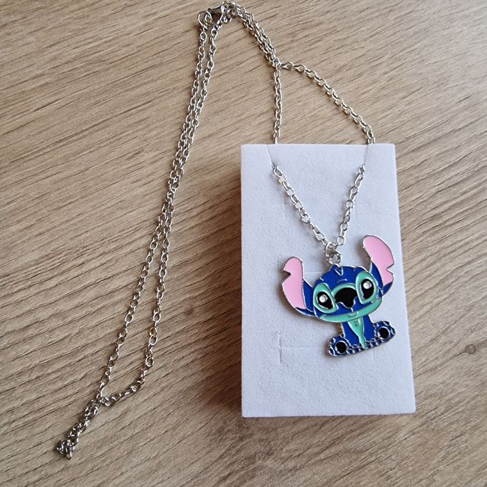 Chaîne et pendentif Stitch - photo numéro 2