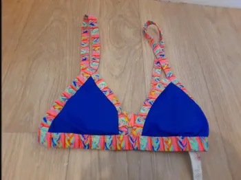 haut de maillot de bains taille 34