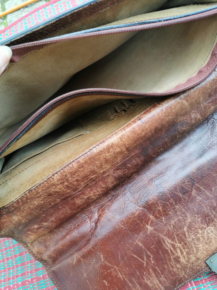 Serviette vintage en cuir Arthur & Aston - photo numéro 4