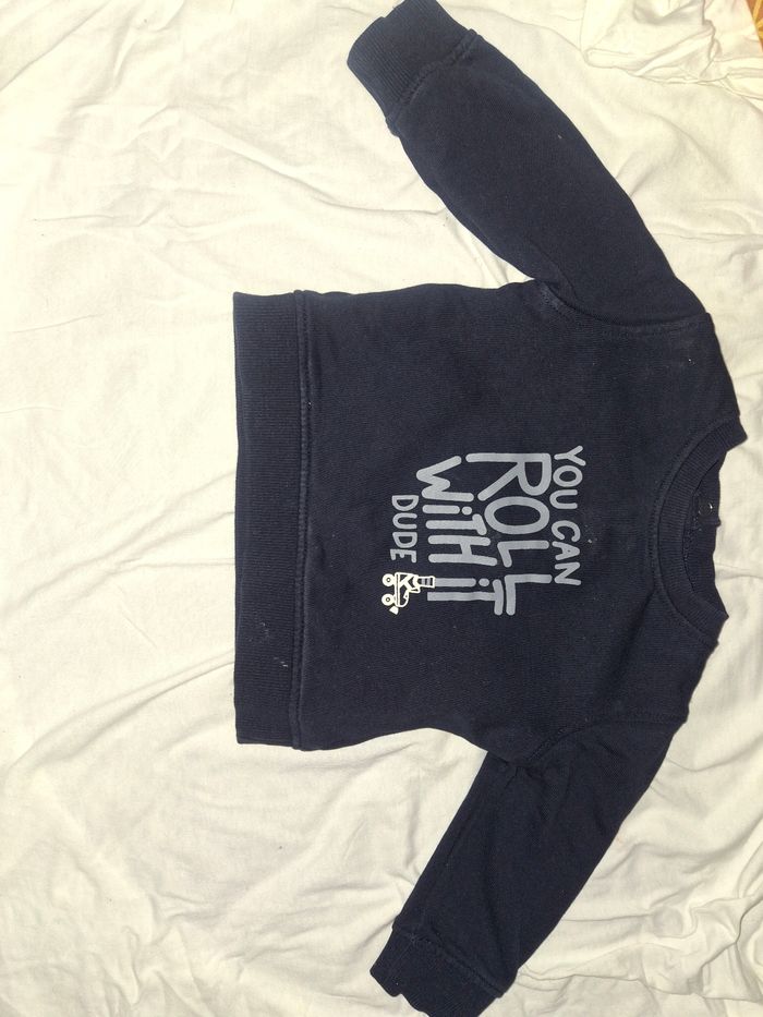 Sweat kiabi bébé de 12 mois