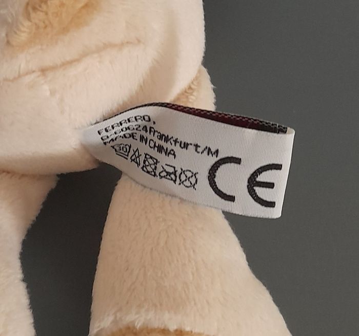 Mouton kinder Ferrero - photo numéro 3