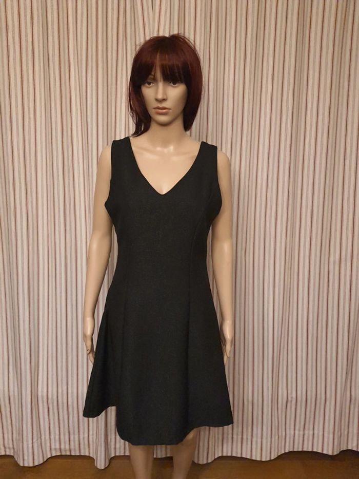 Jolie Robe noir brillant Sophyline taille M - photo numéro 2