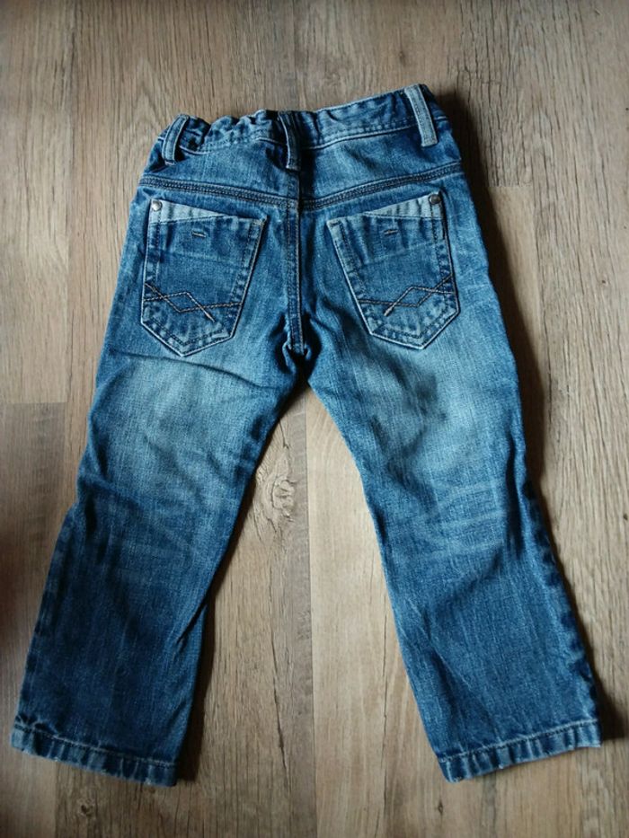 Jean bleu - photo numéro 2