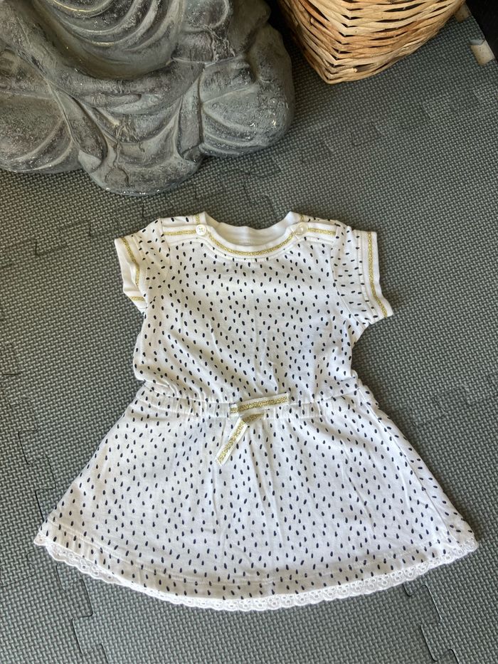 Lot robes été 3 mois - photo numéro 4