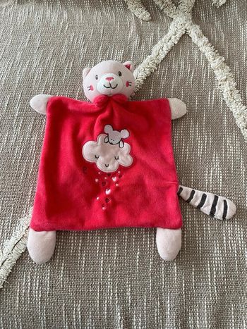 Peluche doudou plat 26cm mots d’enfants chat rose parfait état