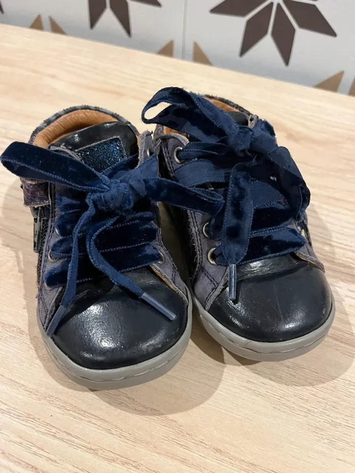 Chaussures bleu marine