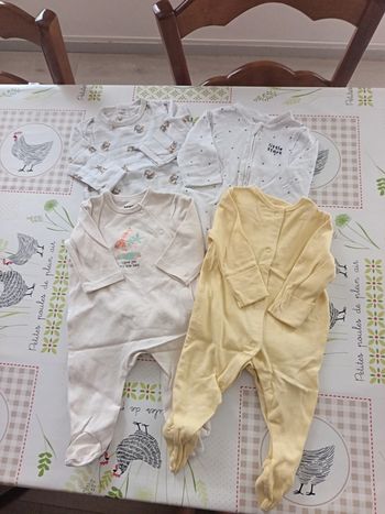 Lot 4 pyjamas été Kiabi 3 mois
