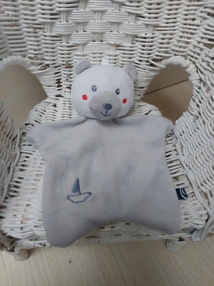 Sucre d'orge - doudou ourson gris Eustazii