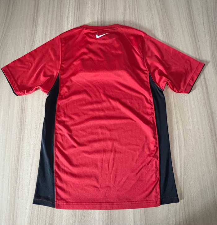 T-shirt Nike rouge/noir - Logo blanc – Taille XL enfant (13-15 ans) - photo numéro 3