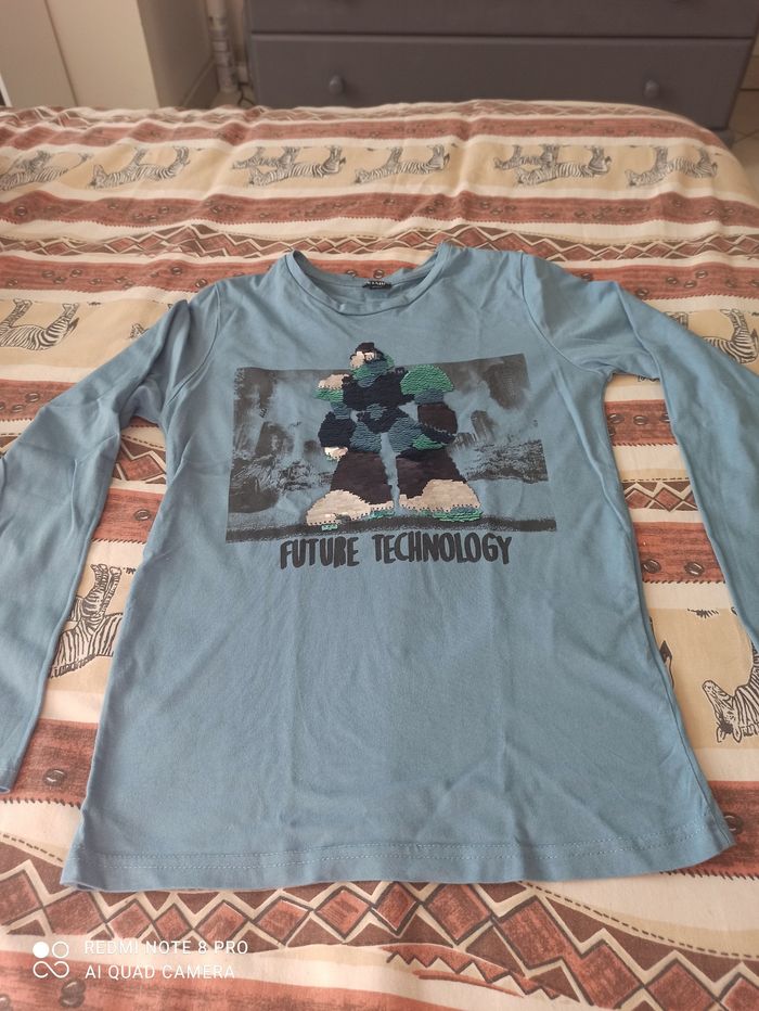 T shirt bleu mL 10 ans