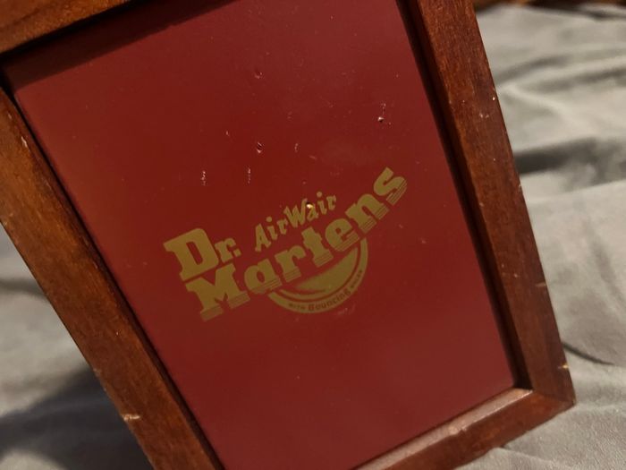 Cadre Dr Martens vintage édition limitée collector rare - photo numéro 3
