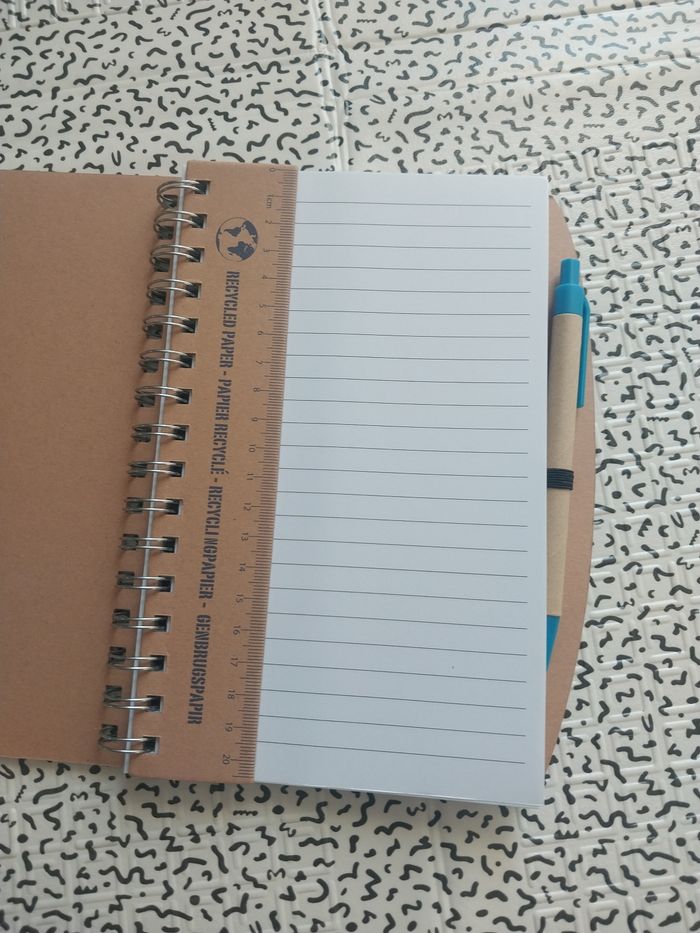 Carnet A5 recyclé Nature Planet + stylo - photo numéro 3