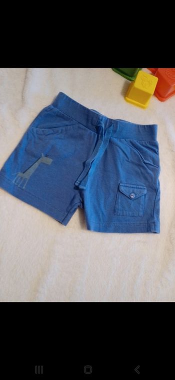 Short bébé taille 6 mois