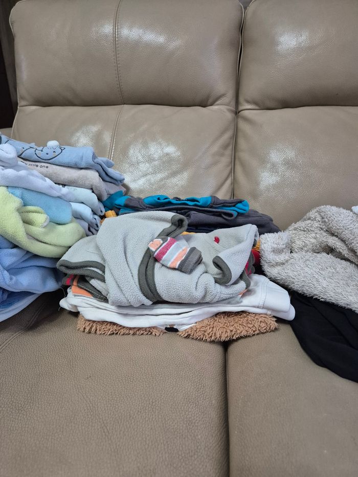 Lot vêtements bébé - photo numéro 3