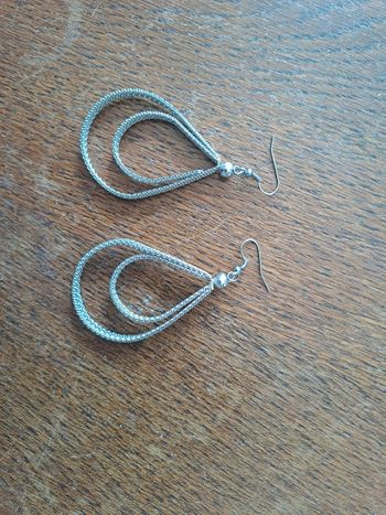 Jolies boucles d'oreilles