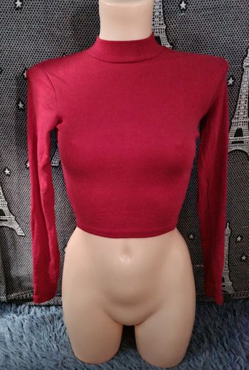 T-shirt court à manches longues taille XS