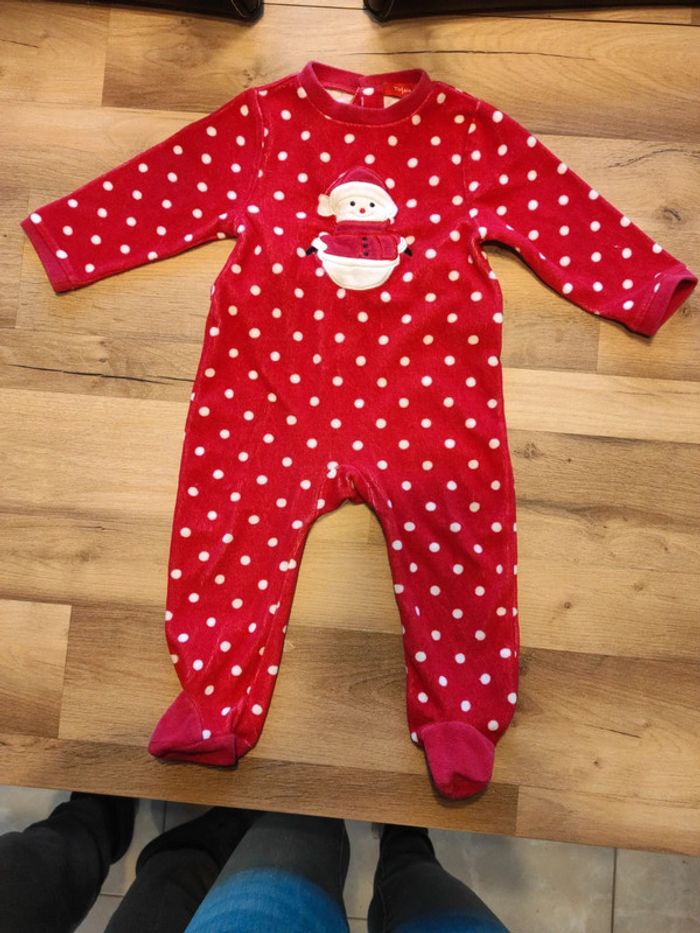 Pyjama / grenouillère 18 mois en TBE